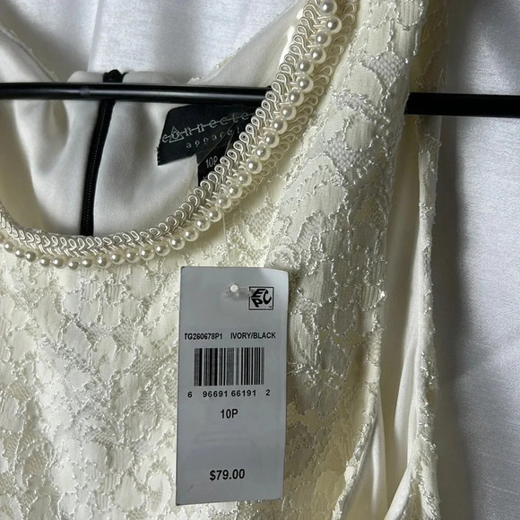 Dress NWT Black & White ,lace ,beads ,back zipper, Layered look ,event, classic - Picture 9 of 16